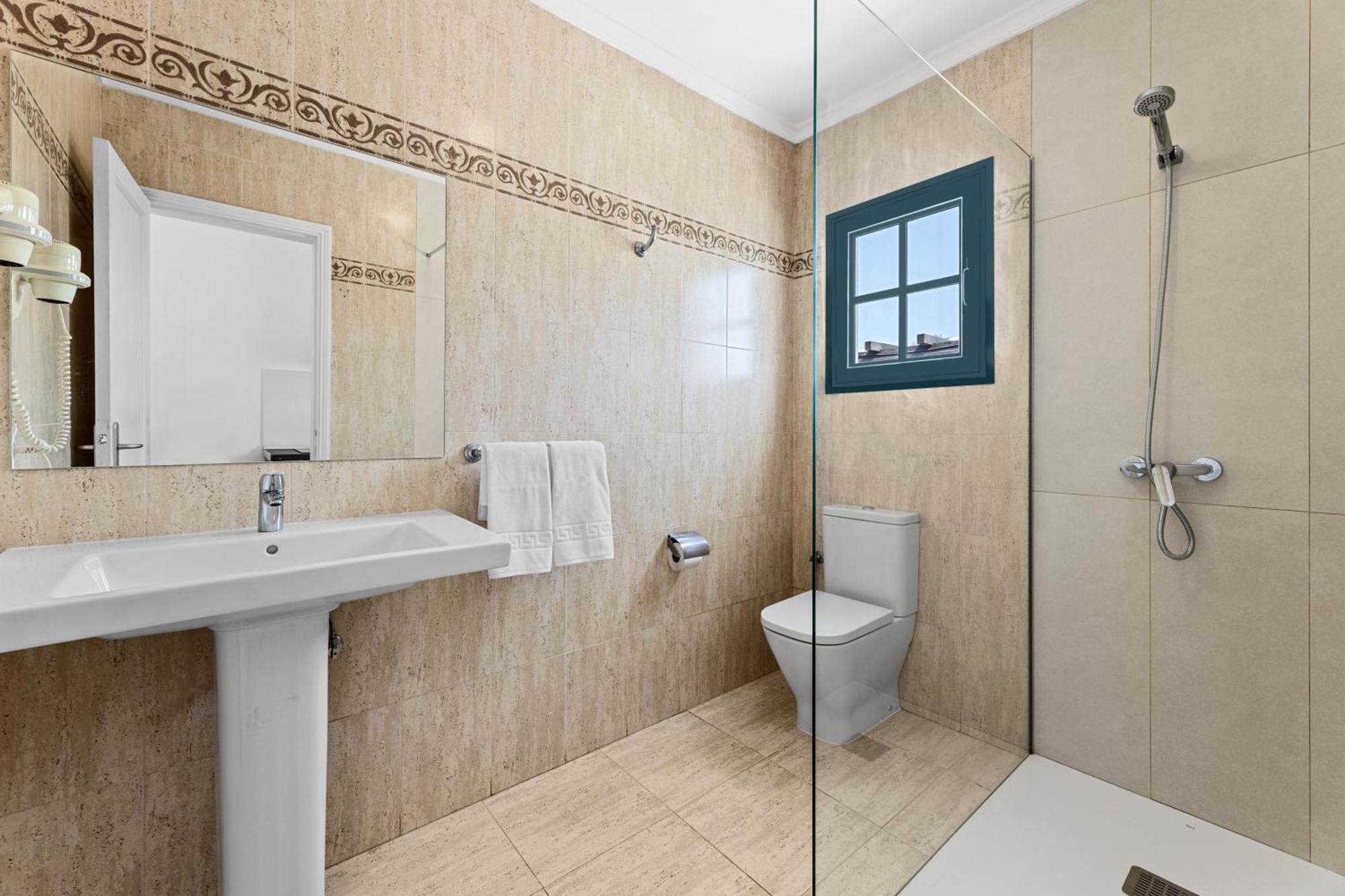 Apartamentos Tropicana Puerto del Carmen  Extérieur photo