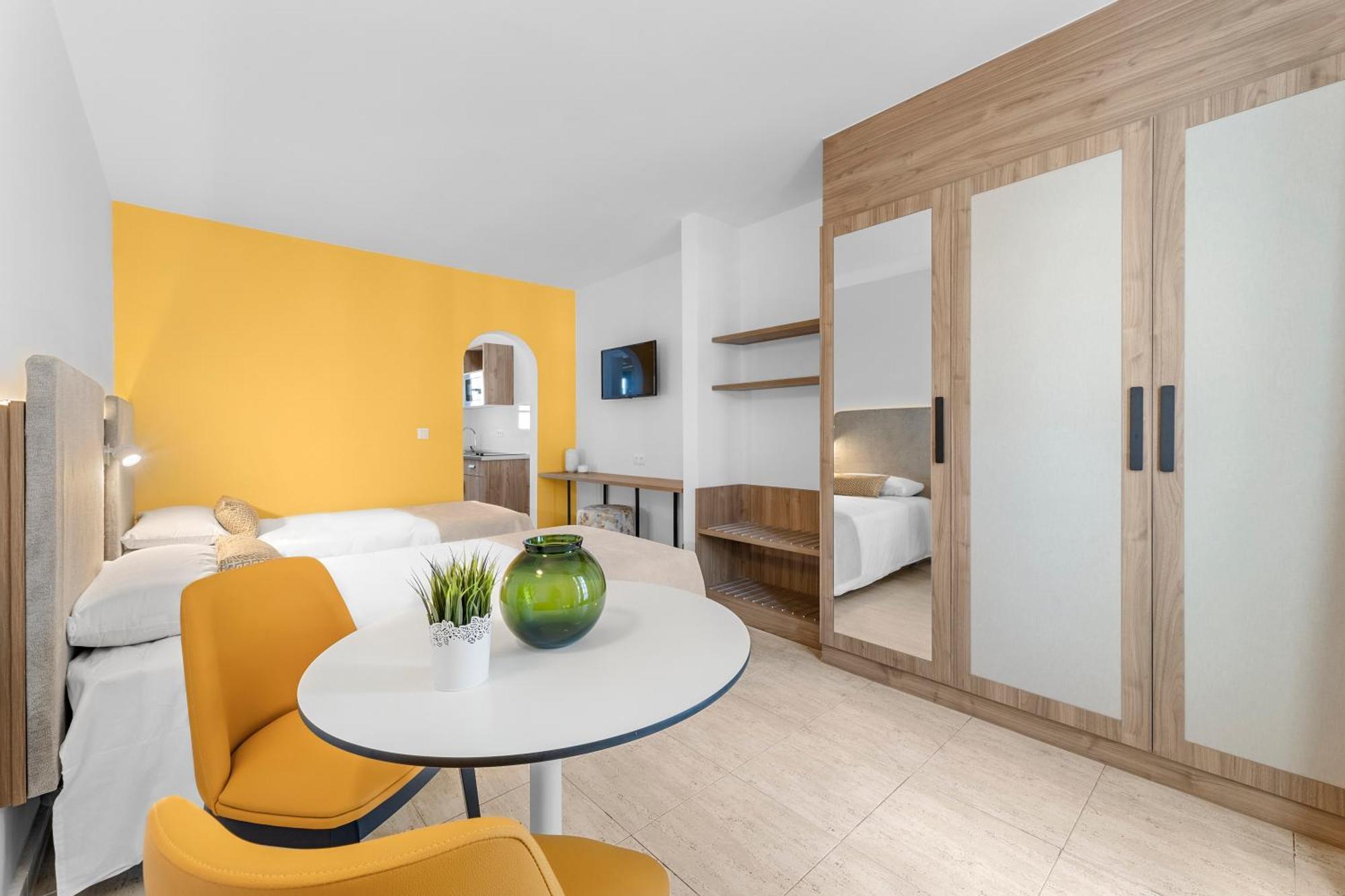 Apartamentos Tropicana Puerto del Carmen  Extérieur photo